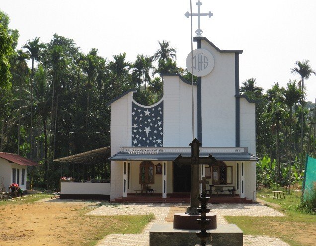 Holy Face Church Mothakkara, Wayanad, Kerala - Vushii.com Holy Face Church Mothakkara, Wayanad, Kerala - Vushii.com